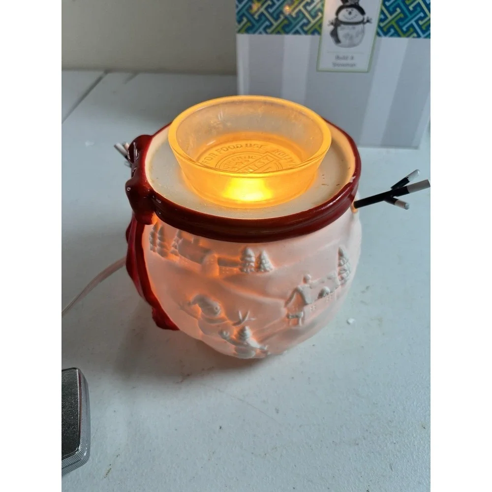 Scentsy‎ Wax Warmer Build A Snowman 2017  8